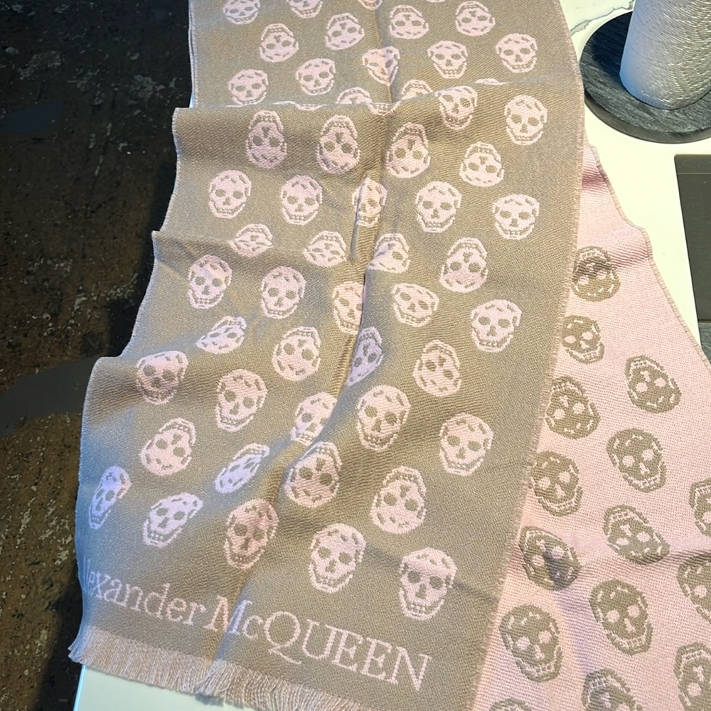 Alexander McQueen scarf